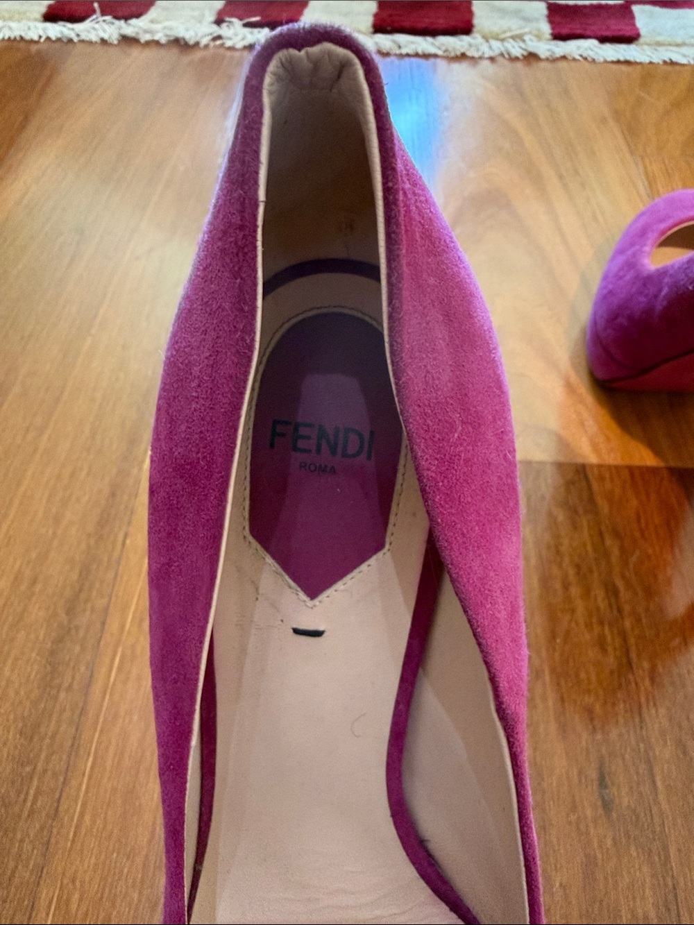 Fendi Suede Pointed-Toe Pumps in Berry Pink - Picture 3 of 4